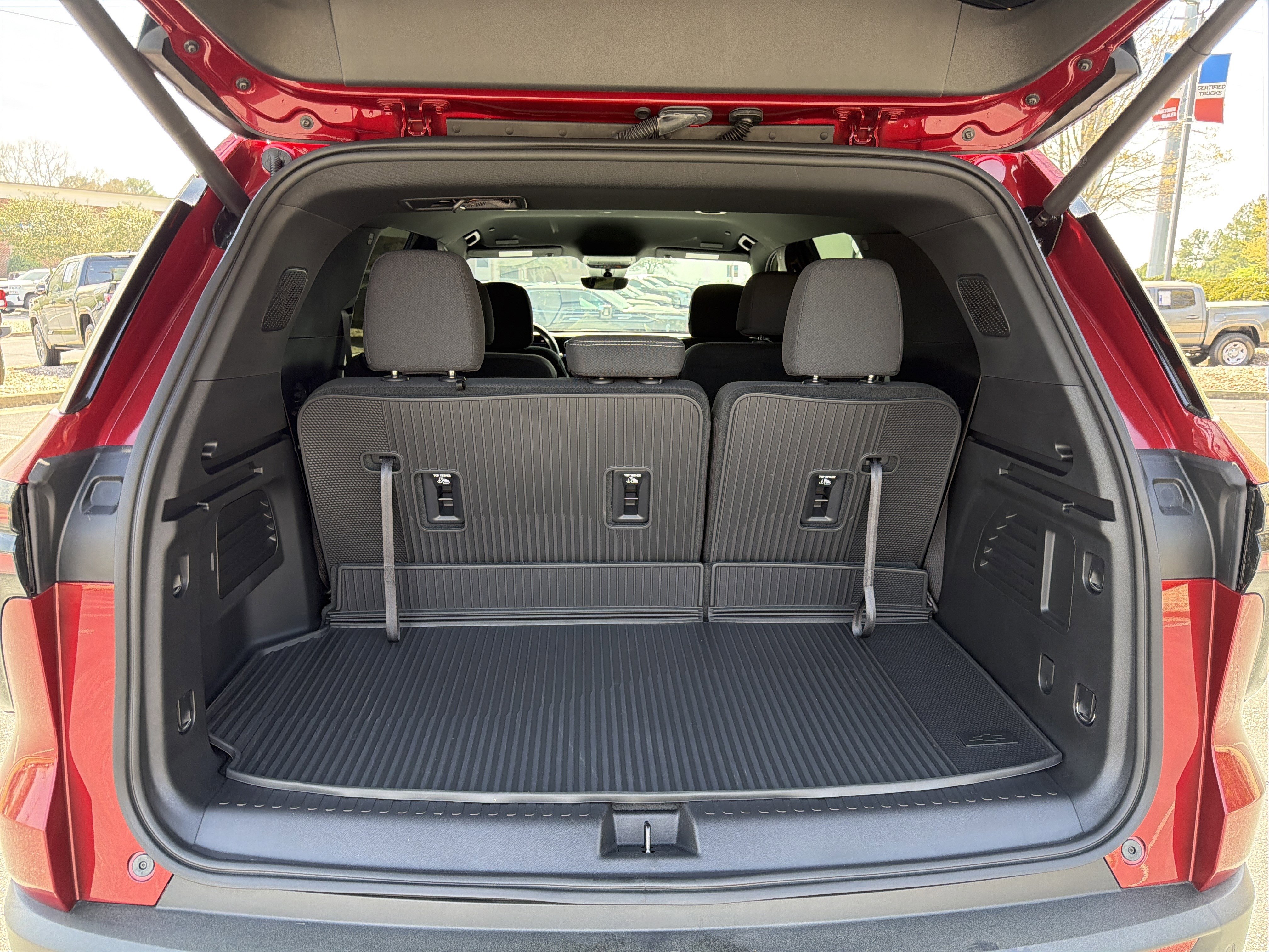 Used 2026 Chevrolet Traverse LT w/ Driver Confidence Package image 19