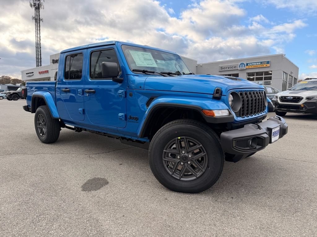 New 2026 Jeep Gladiator Sport video 2