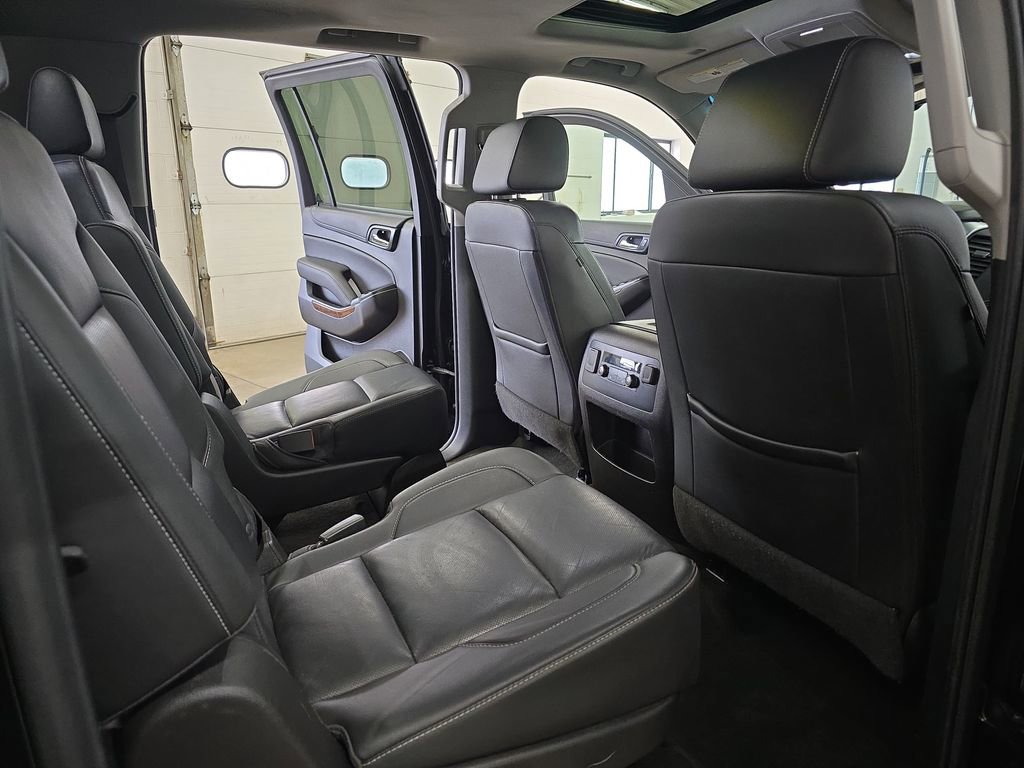Used 2017 Chevrolet Suburban Premier AWD/4WD image 11