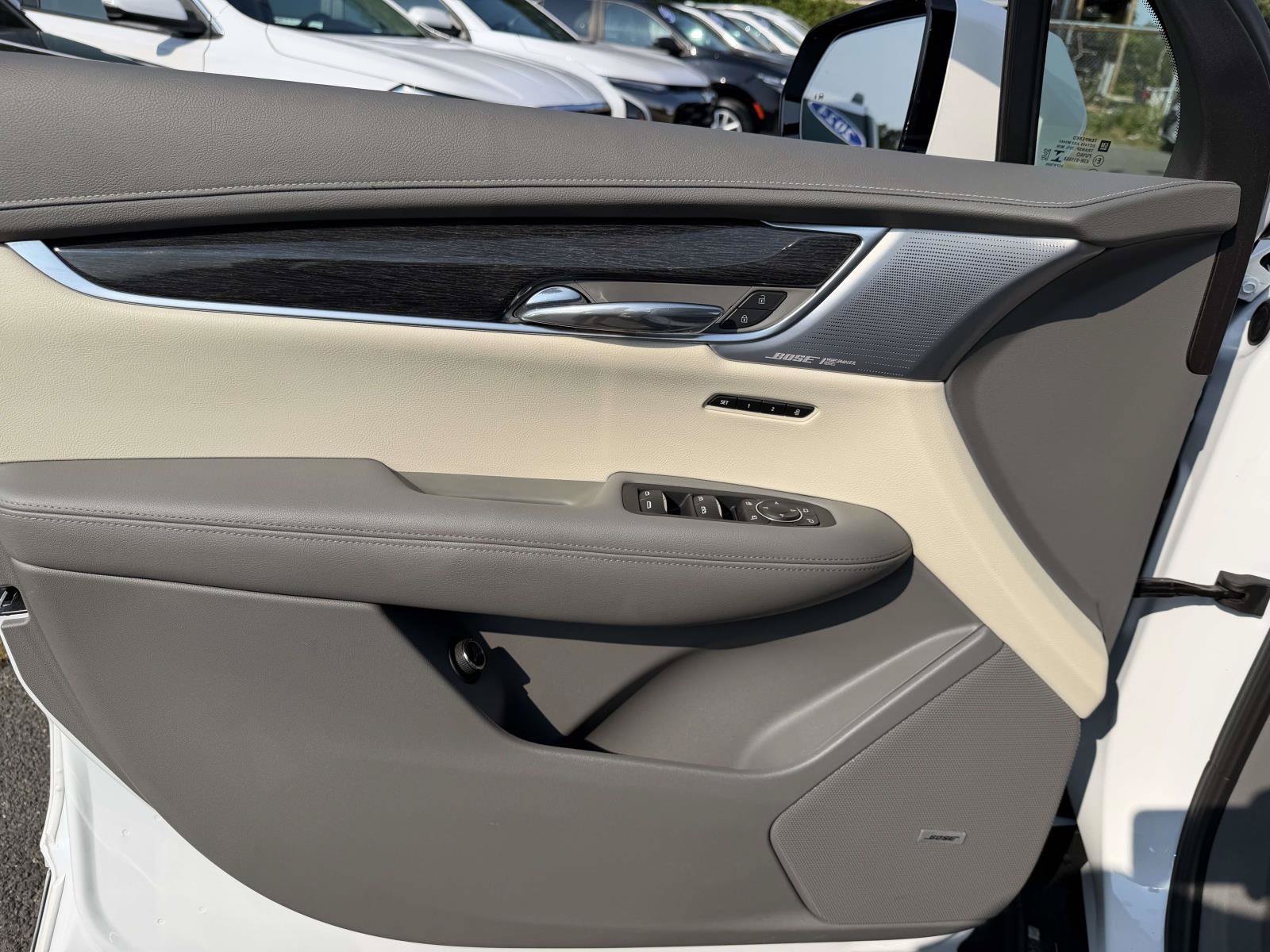 Certified 2022 Cadillac XT6 Premium Luxury w/ Technology Package AWD/4WD image 19
