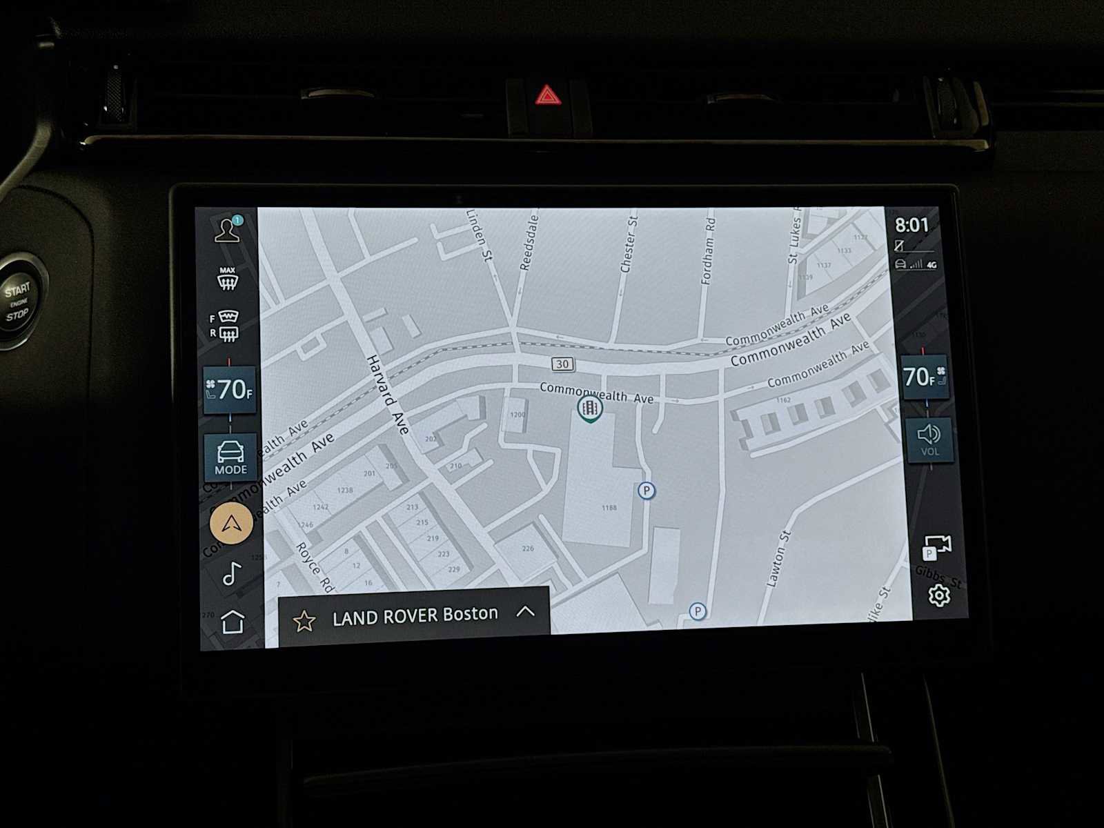 Used 2025 Land Rover Range Rover Velar Dynamic SE image 15