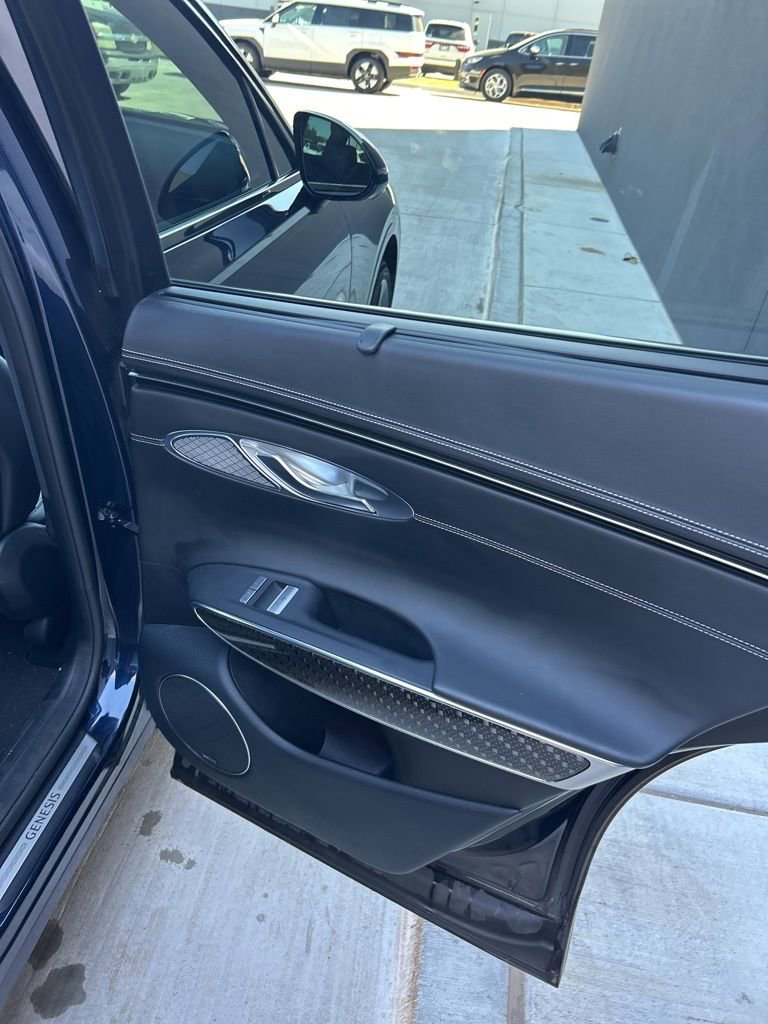Used 2023 Genesis GV70 3.5T Sport w/ Sport Prestige Package image 13