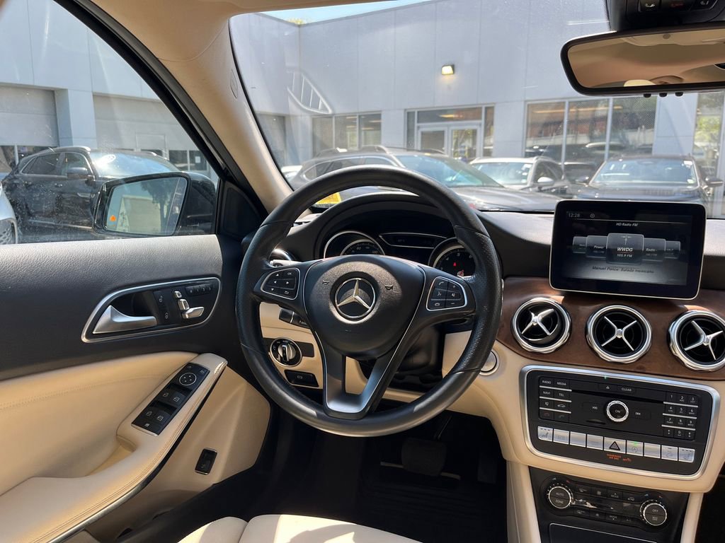 Used 2018 Mercedes-Benz GLA 250 4MATIC image 26