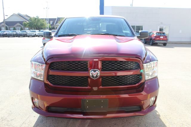 Used 2017 RAM 1500 Express AWD/4WD image 7
