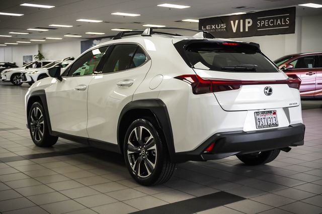Certified 2025 Lexus UX 300h FWD w/ Accessory Package (Z2) image 8
