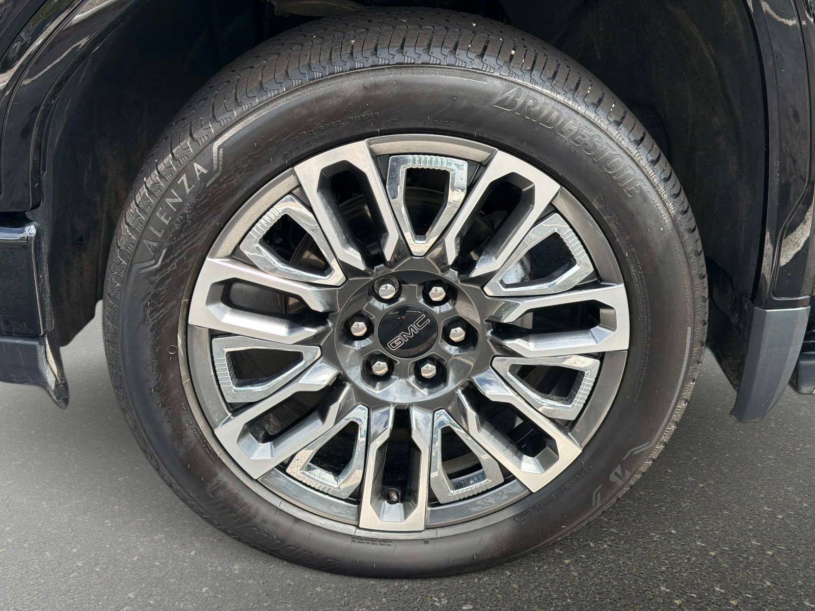 Used 2025 GMC Sierra 1500 Denali Ultimate image 11