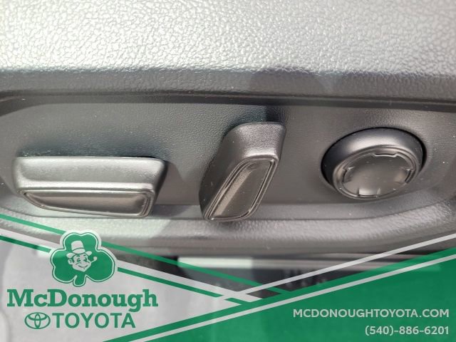 Certified 2024 Toyota Sequoia Platinum image 23
