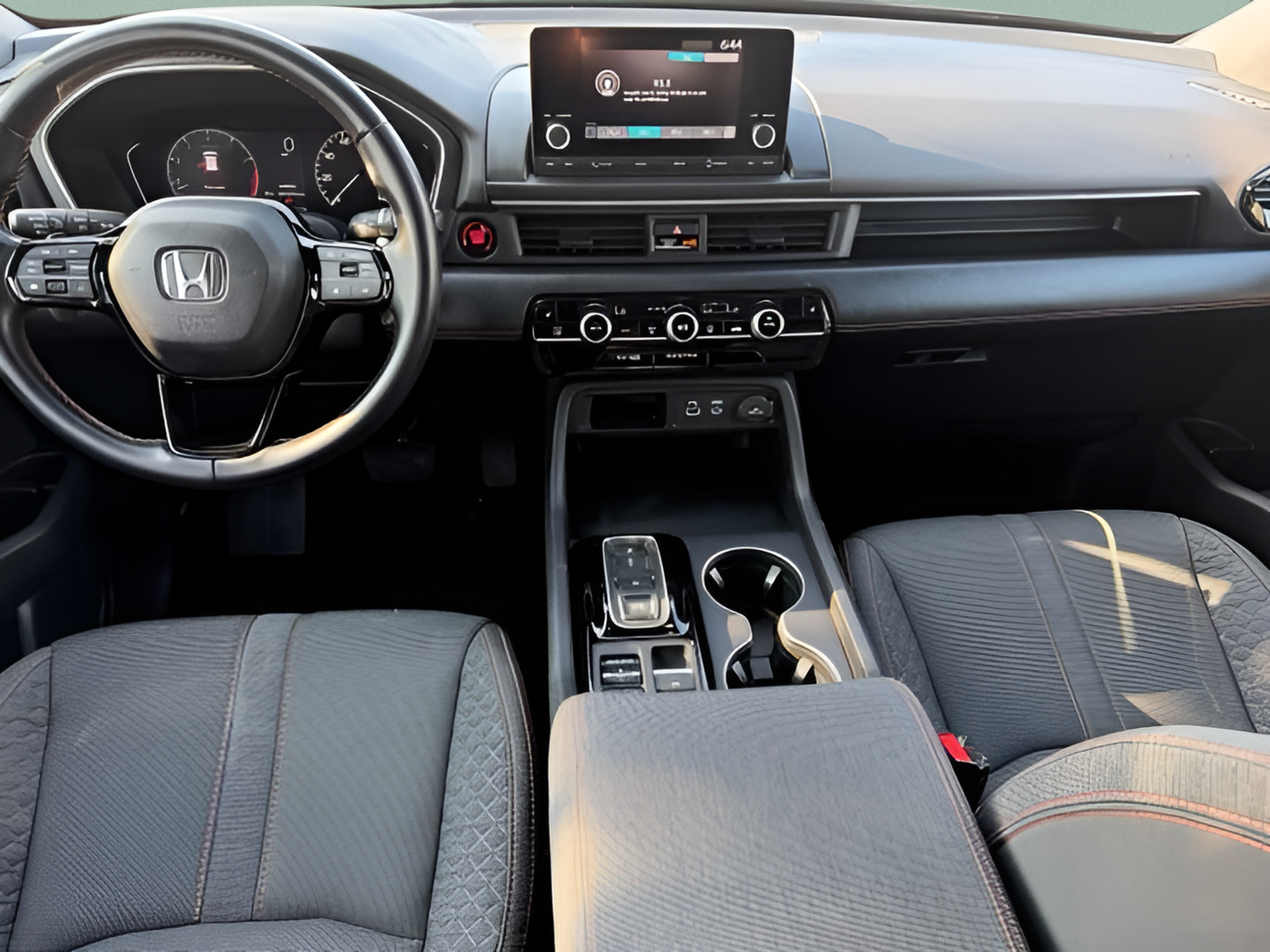 Certified 2025 Honda Pilot Sport image 10