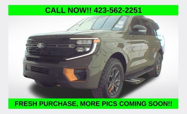 Used 2025 Ford Expedition Tremor AWD/4WD image 1