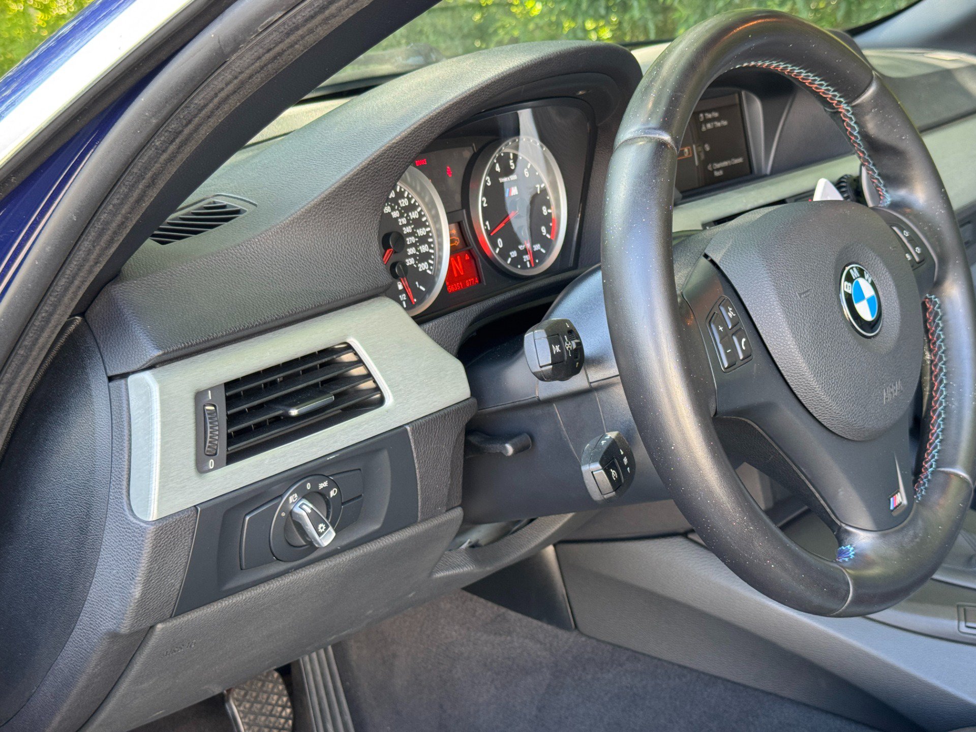 Used 2012 BMW M3 Convertible RWD image 38