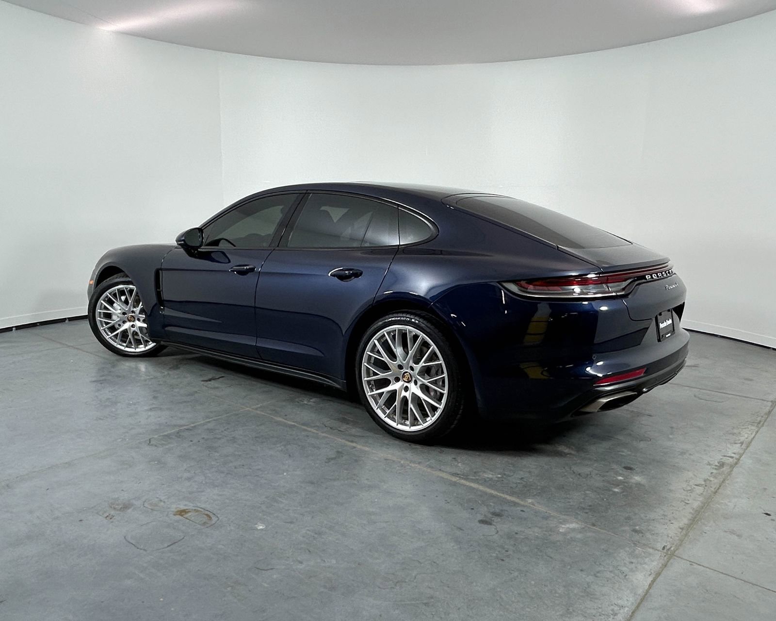Certified 2021 Porsche Panamera 4 image 3