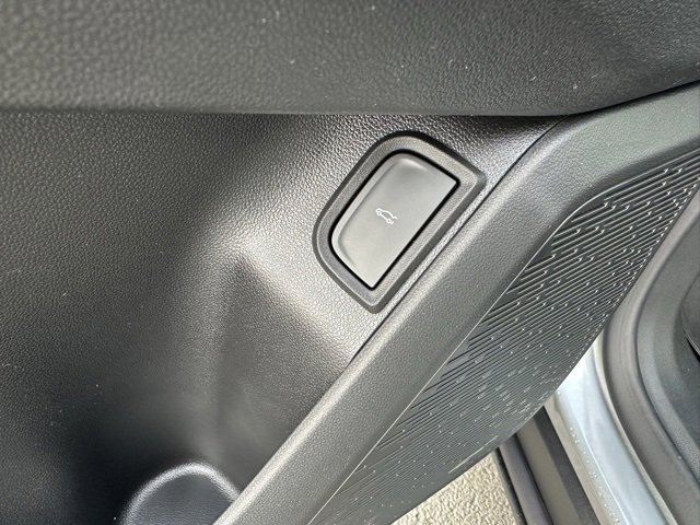 New 2026 Chevrolet Equinox RS w/ LPO, Floor Liner Package image 11