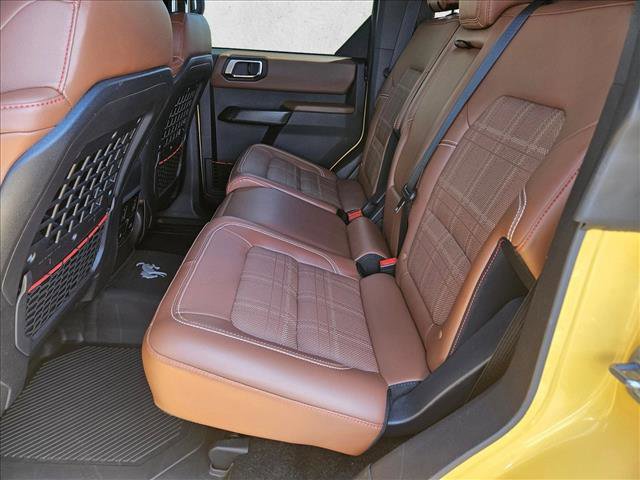 Used 2024 Ford Bronco Heritage Edition AWD/4WD image 17