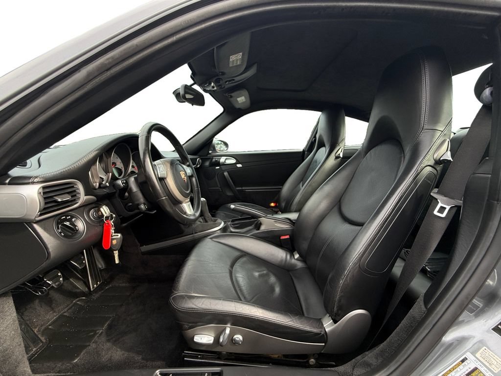 Used 2006 Porsche 911 Carrera S RWD image 9