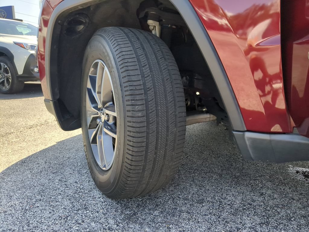 Used 2018 Jeep Grand Cherokee Limited w/ Trailer Tow Group IV RWD image 35