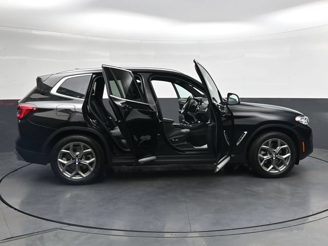 Used 2023 BMW X3 xDrive30i w/ Premium Package AWD/4WD image 39