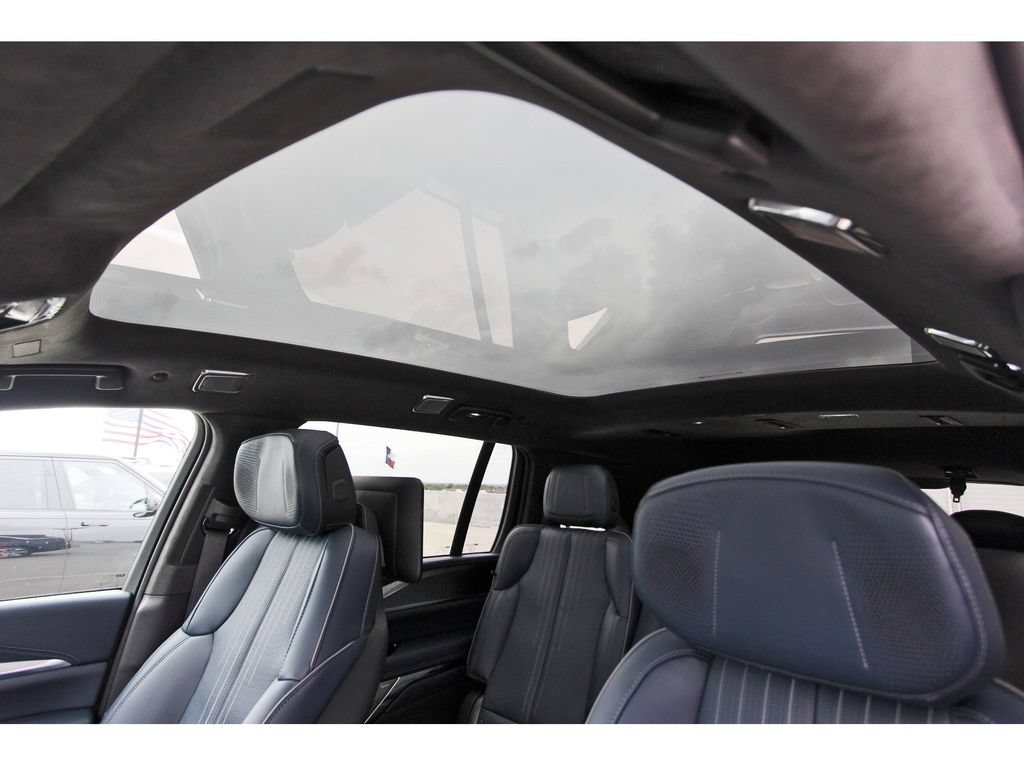 New 2025 Cadillac Escalade IQ Luxury 2 image 22