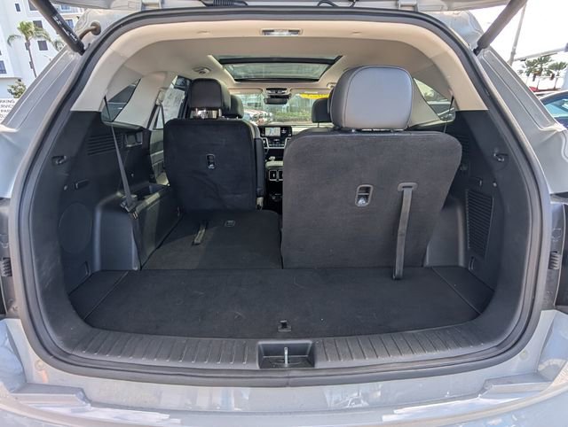 Used 2023 Kia Sorento SX image 12