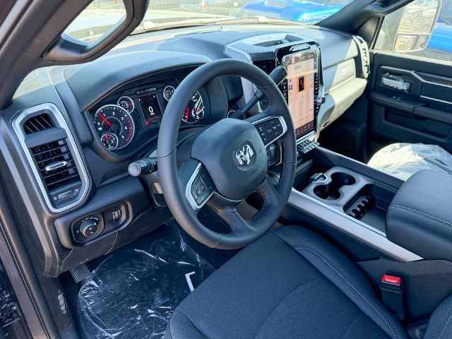 New 2026 RAM 3500 Big Horn AWD/4WD image 14