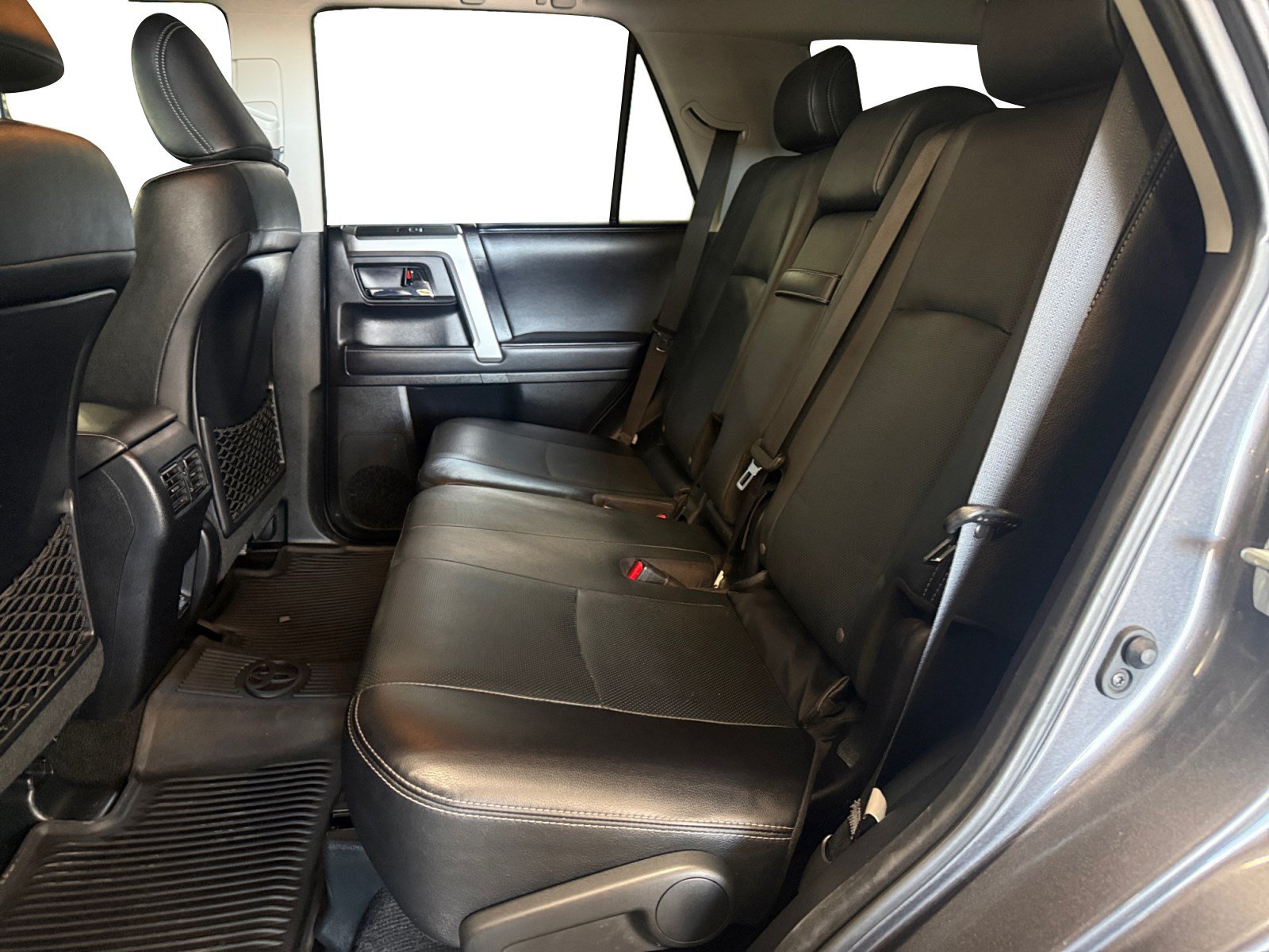 Used 2021 Toyota 4Runner Limited AWD/4WD image 13