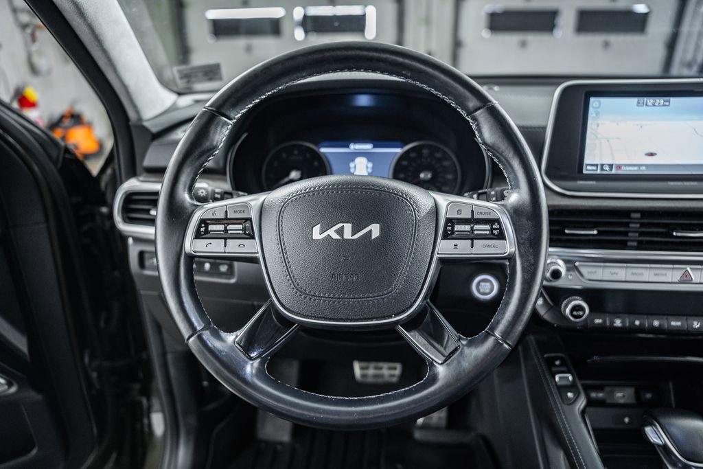 Used 2022 Kia Telluride SX w/ SX Prestige Package image 35
