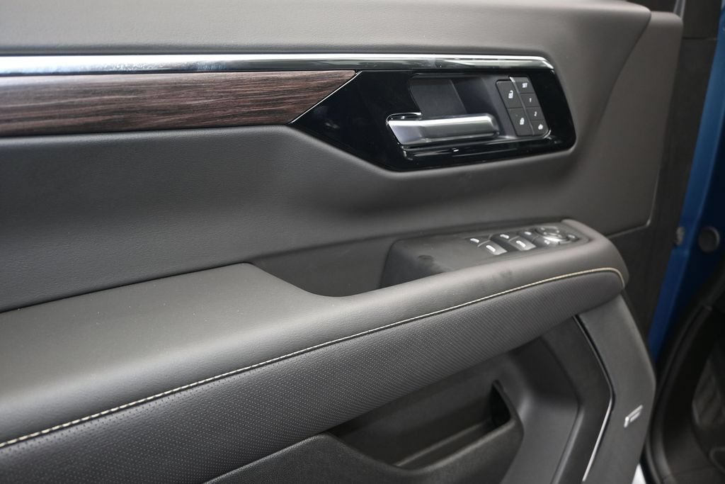 New 2026 Chevrolet Tahoe Premier w/ Sun And Tow Package RWD image 11