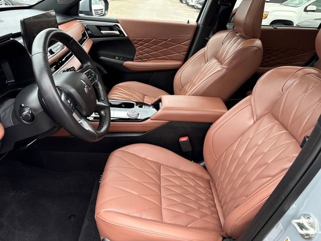 Used 2025 Mitsubishi Outlander SEL image 10