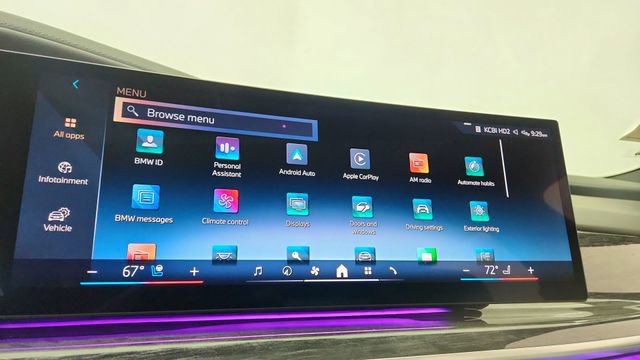 Used 2023 BMW 740i w/ Parking Assistance Package image 47