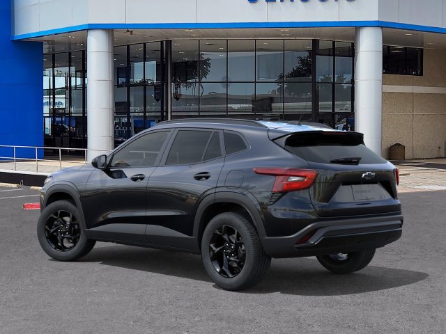 New 2026 Chevrolet Trax LT w/ Driver Confidence Package FWD image 3