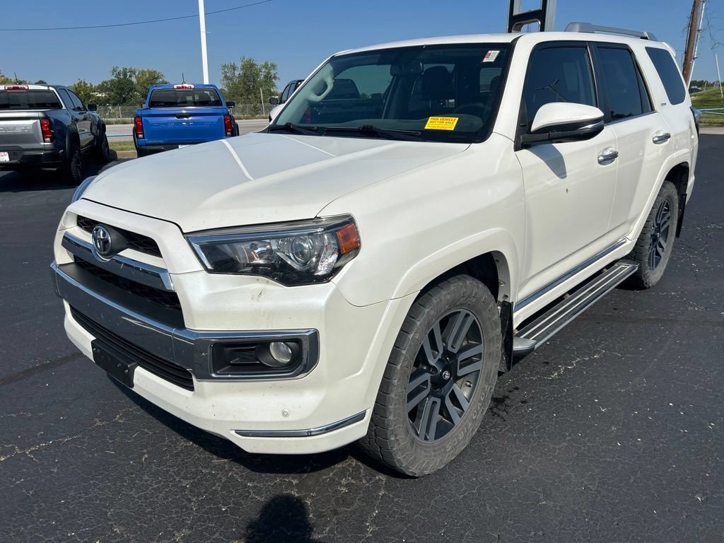 Used 2018 Toyota 4Runner Limited AWD/4WD image 9