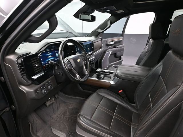 Used 2023 Chevrolet Silverado 1500 High Country w/ High Country Premium Package image 30