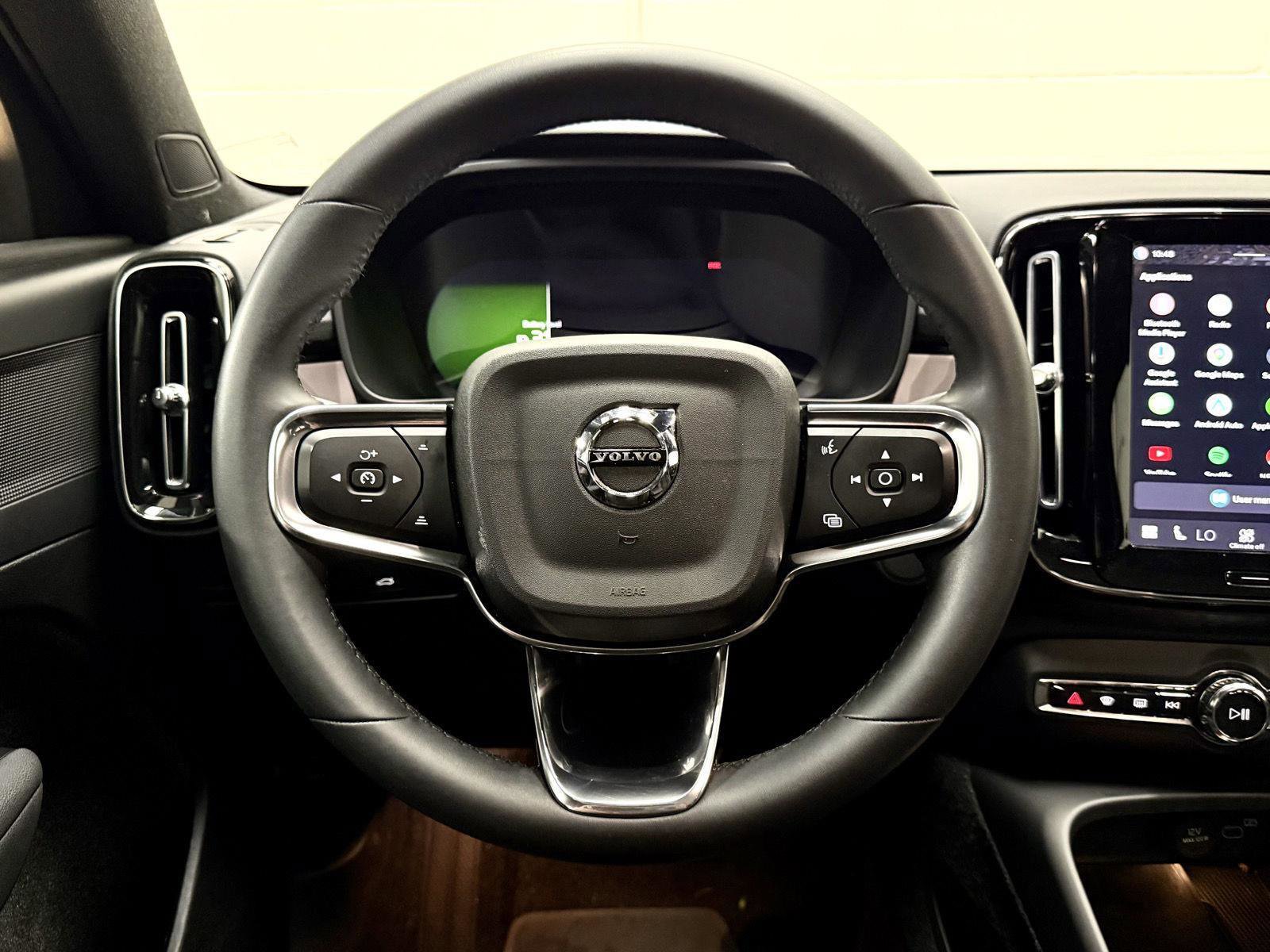 Used 2023 Volvo C40 P8 Recharge Plus w/ Protection Package Premier AWD/4WD image 18