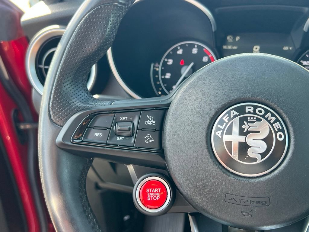 Used 2020 Alfa Romeo Stelvio Ti w/ Active Blind Spot Package AWD/4WD image 20