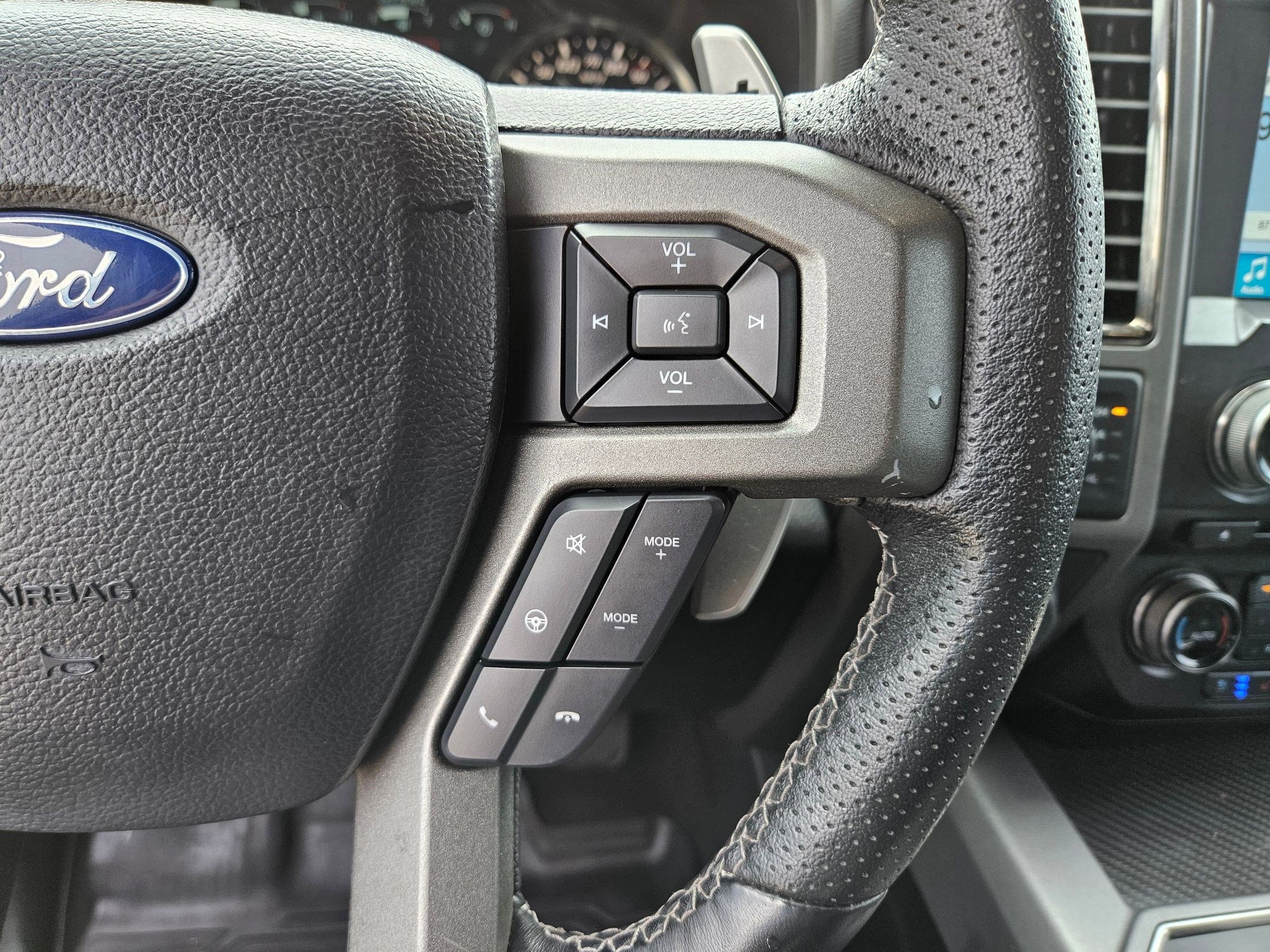 Used 2018 Ford F150 Raptor w/ Equipment Group 802A Luxury image 18