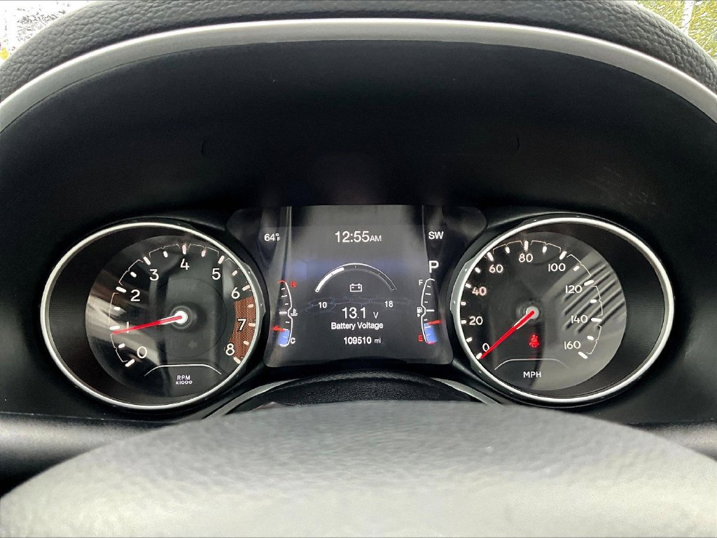 Used 2019 Jeep Compass Limited AWD/4WD image 16