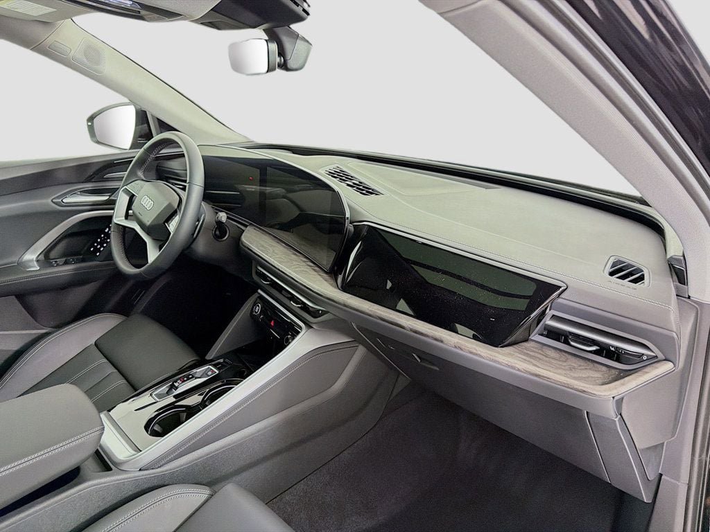 Used 2025 Audi Q5 Premium Plus w/ Premium Plus AWD/4WD image 31