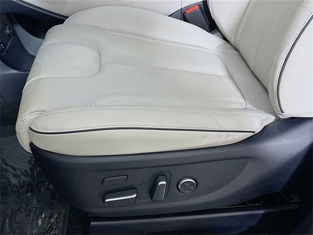 Used 2025 Hyundai Palisade Limited image 16