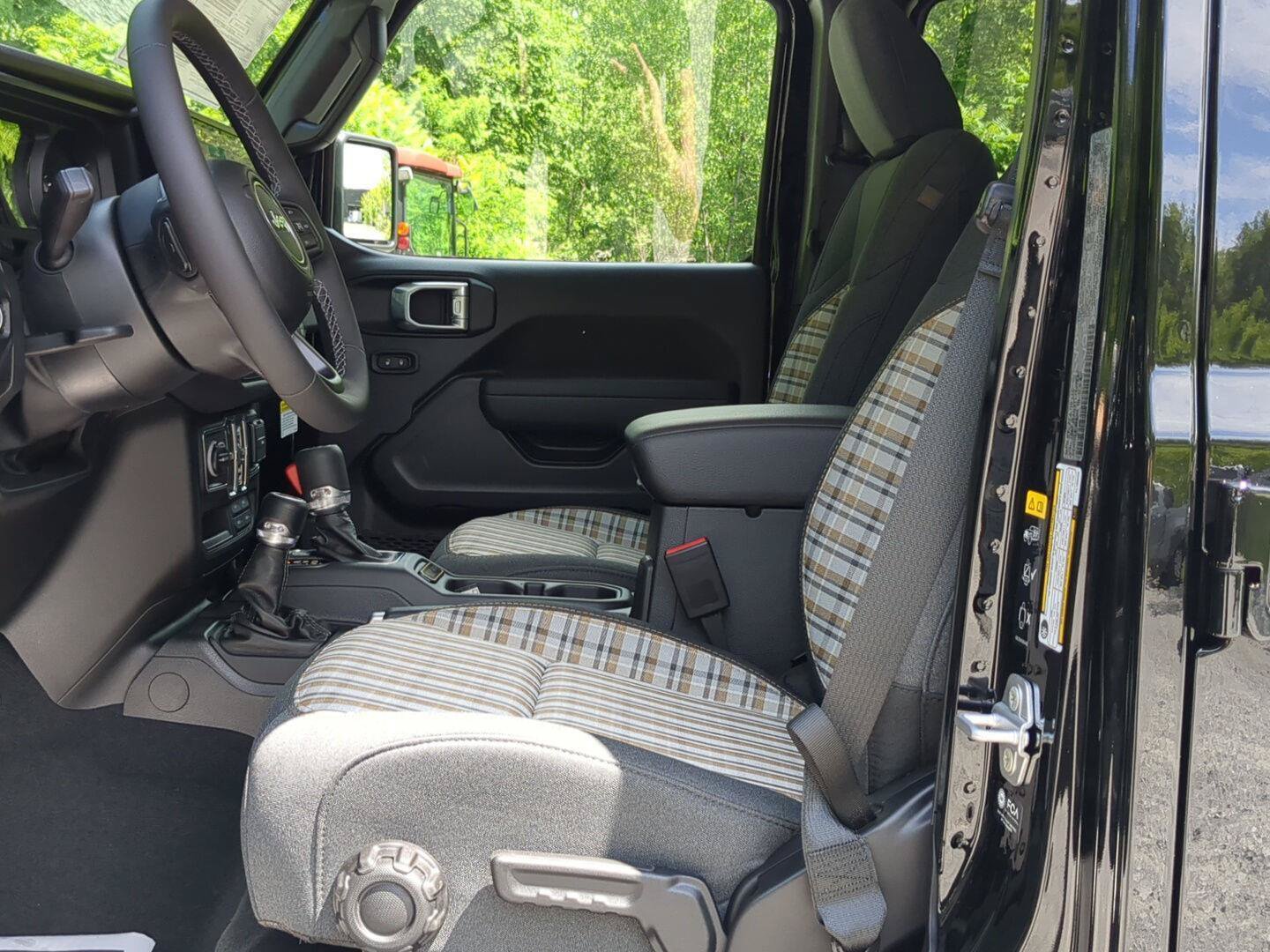 New 2026 Jeep Gladiator Sport AWD/4WD image 10