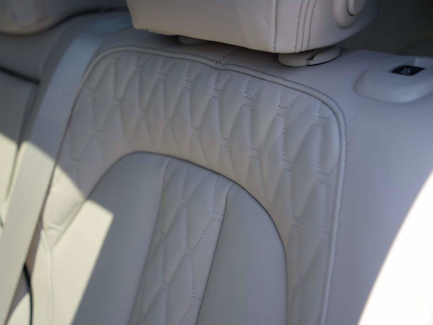 New 2026 BMW ALPINA XB7 AWD/4WD image 14