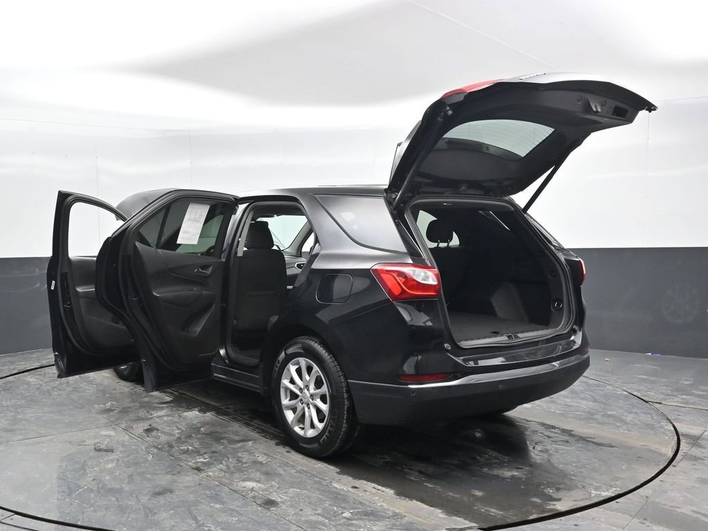 Used 2018 Chevrolet Equinox LT image 54