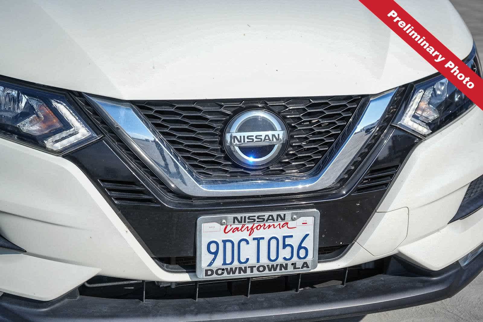 Used 2022 Nissan Rogue Sport SV w/ Technology Package FWD image 5