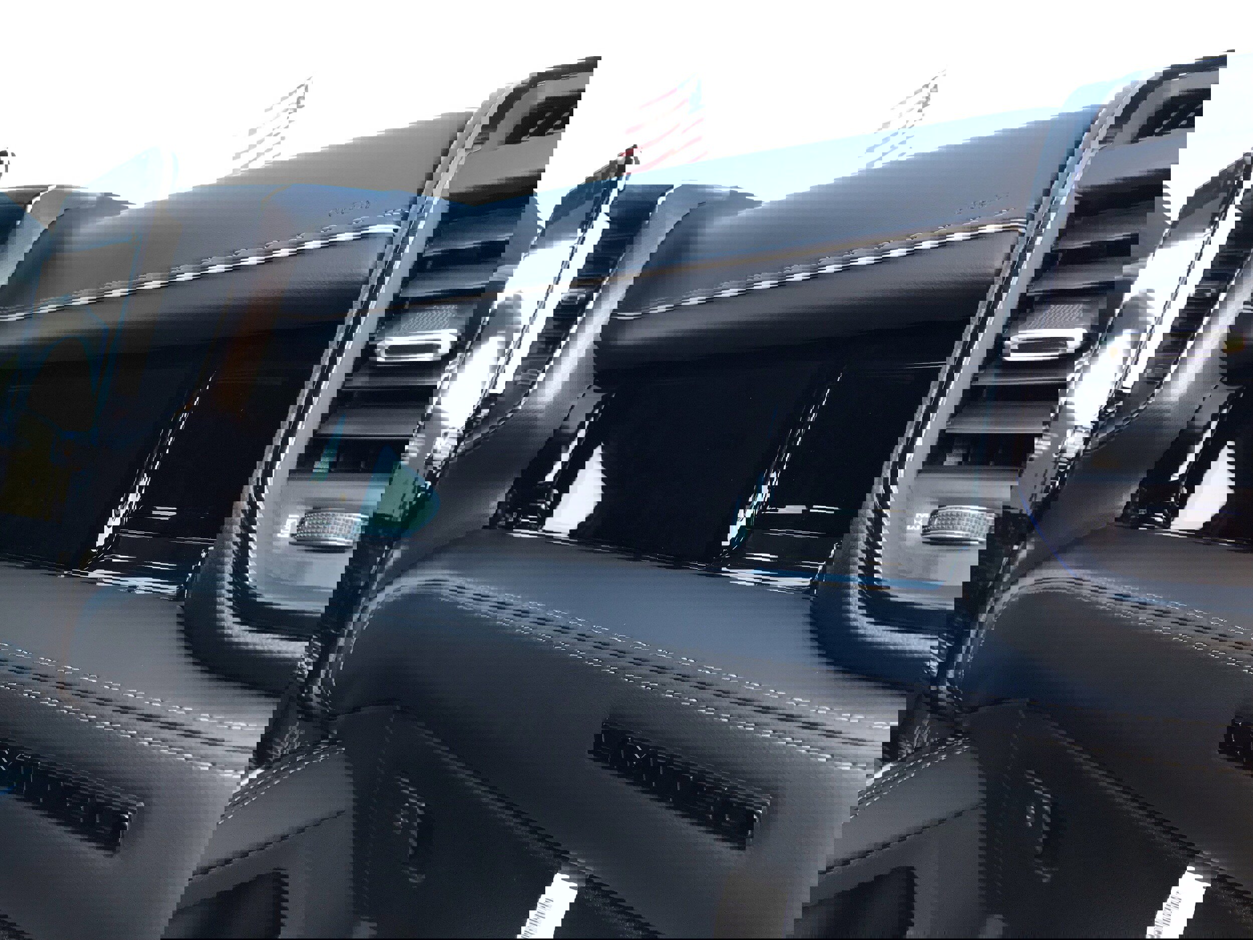 New 2026 RAM 3500 Limited image 27