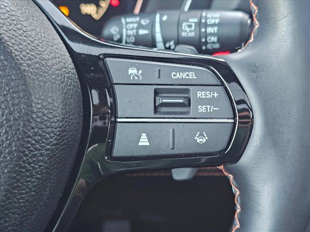 Used 2025 Honda Pilot TrailSport image 27