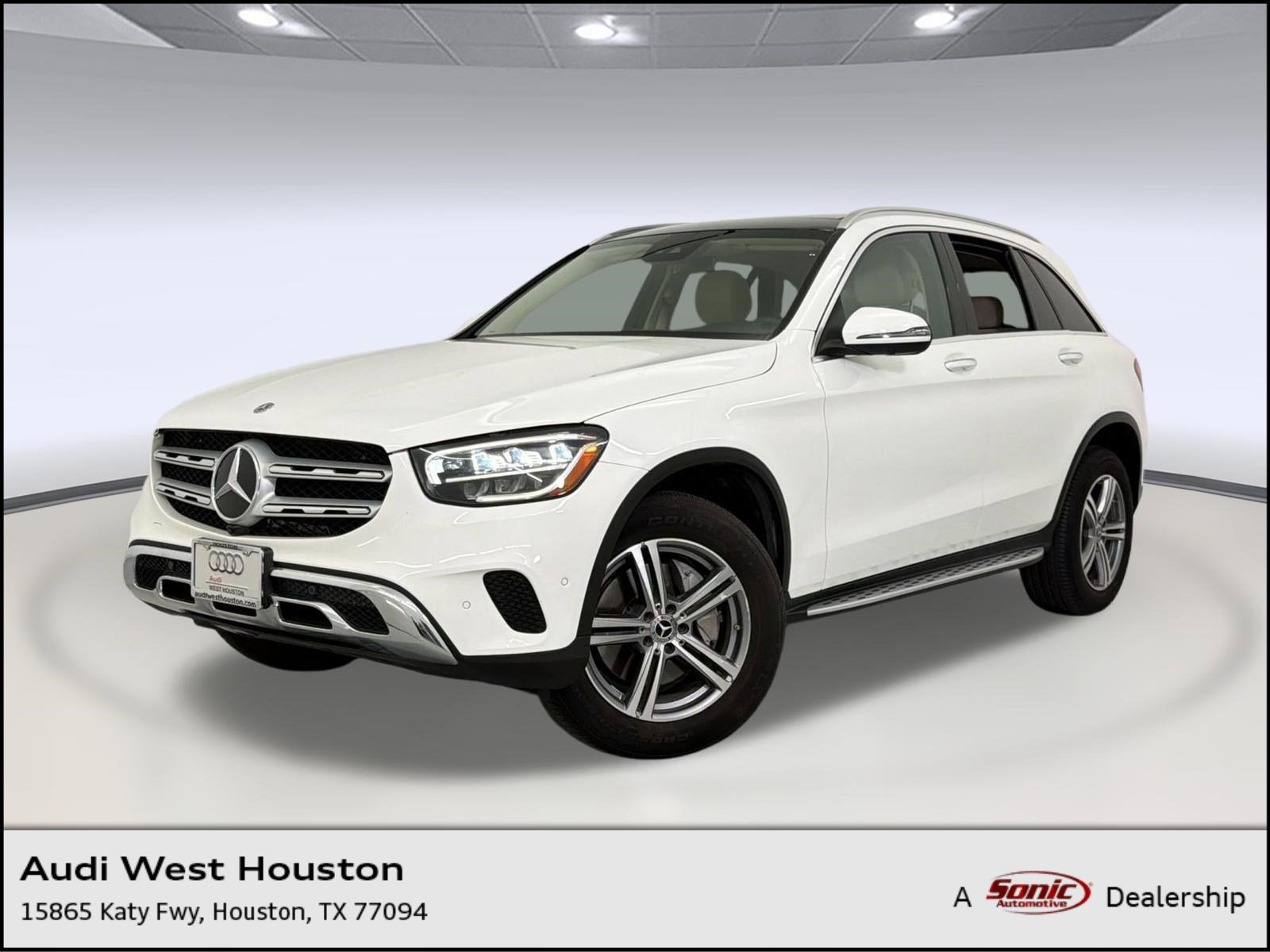 Used 2022 Mercedes-Benz GLC 300 4MATIC w/ Premium Package Lite image 1
