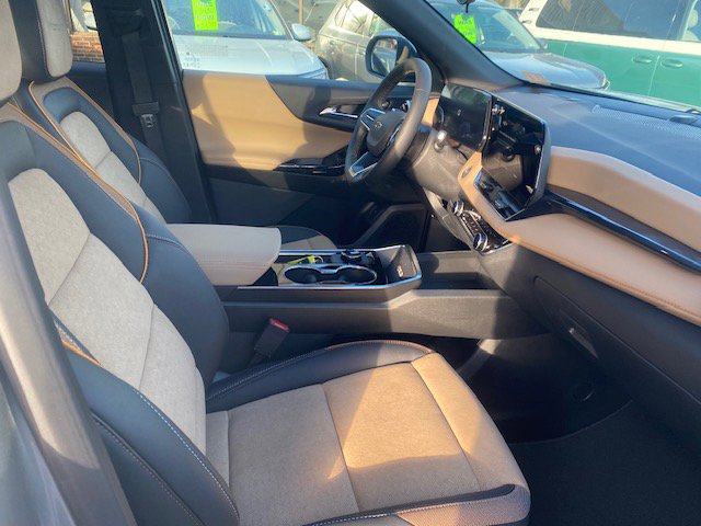 New 2026 Chevrolet Equinox ACTIV w/ Convenience Package III image 12