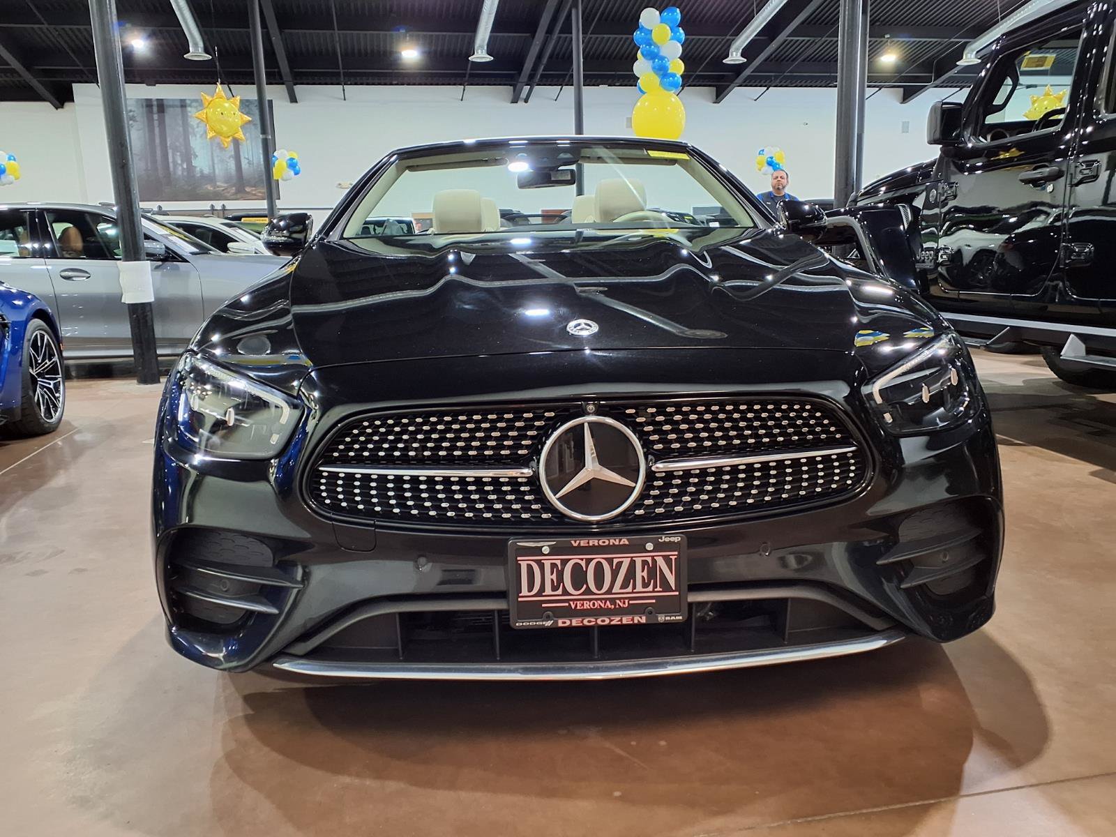 Used 2022 Mercedes-Benz E 450 4MATIC Cabriolet image 2