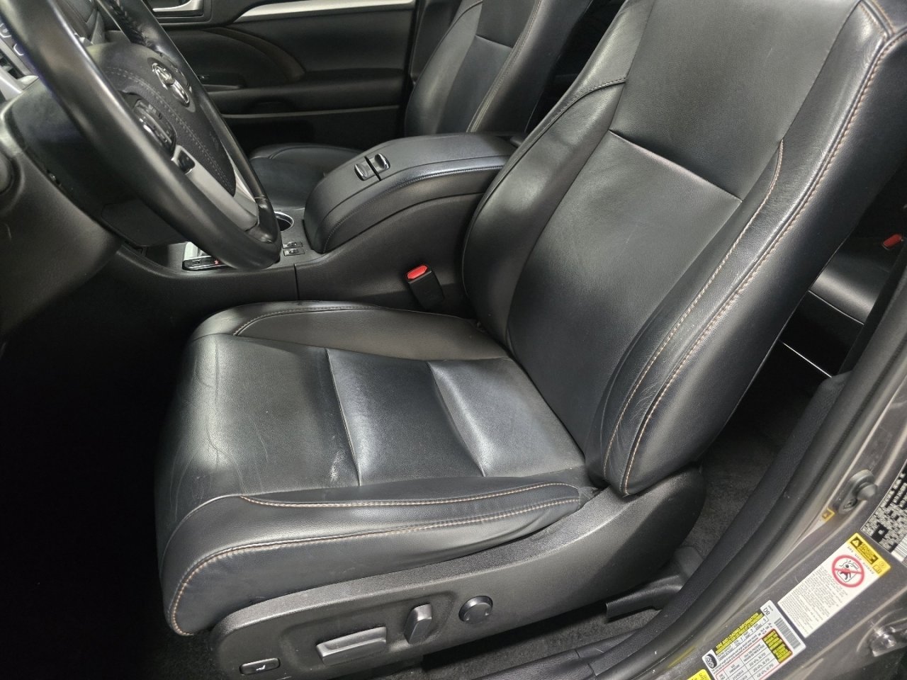 Certified 2019 Toyota Highlander XLE image 23