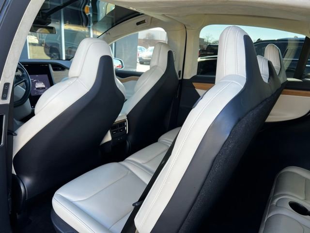 Used 2018 Tesla Model X 100D image 13