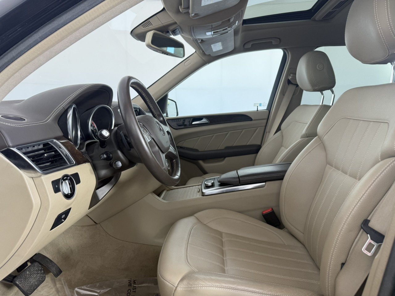 Used 2015 Mercedes-Benz GL 450 4MATIC image 17