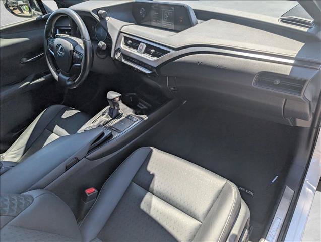 Used 2022 Lexus UX 200 w/ Accessory Package (Z2) FWD image 21